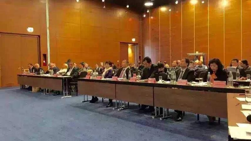 在撰写商业计划书时，应避免使用以下话术禁忌：
